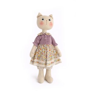 Pisicuță cu rochie florală – jucărie textilă realizată manual